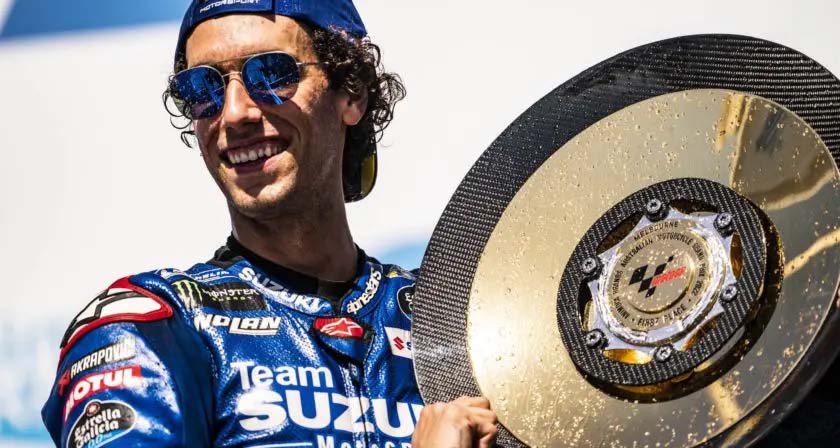Alex Rins Memenangkan GP Australia Saat Quartararo Terjatuh