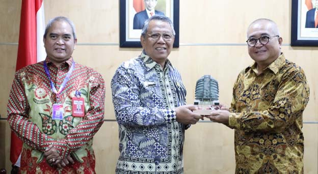 Benyamin Davnie Terima Kunjungan Wali Kota Miri Malaysia Adam Yii
