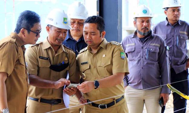 Walikota Arief Tinjau Pembangunan Venue Menembak Porprov