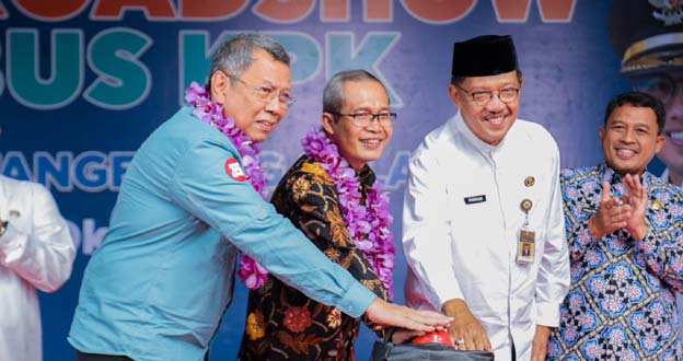 Roadshow Bus KPK, Benyamin: Membangun Budaya Antikorupsi