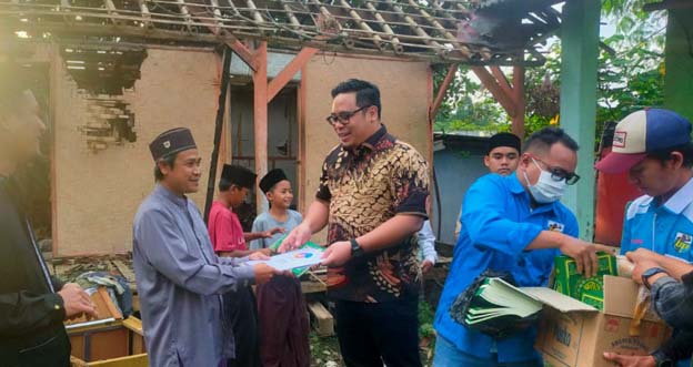 KNPI Kabupaten Tangerang Sambangi Ponpes Korban Kebakaran di Tigaraksa