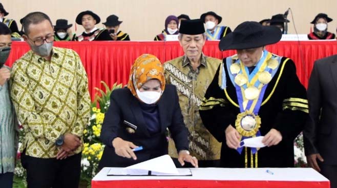 Dukung Pendidikan, Bupati Serang Sumbangkan Lahan untuk Untirta