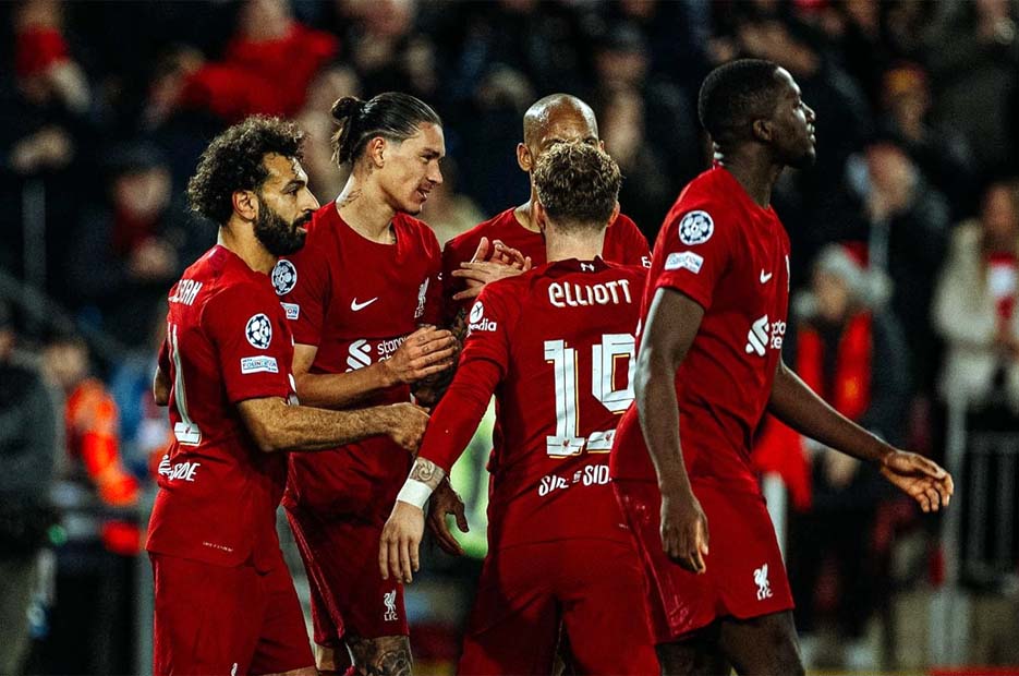 Liverpool 2-0 Napoli: Salah dan Nunez Mencetak Gol di Menit Akhir