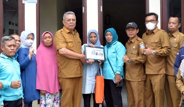 Warga Apresiasi Program Bedah Rumah Pemerintah Kota Tangsel