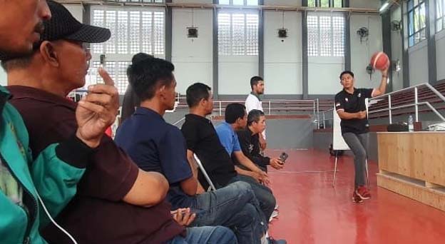 Workshop Wasit, Perbasi Hadirkan Wasit untuk Porprov Berlisensi FIBA