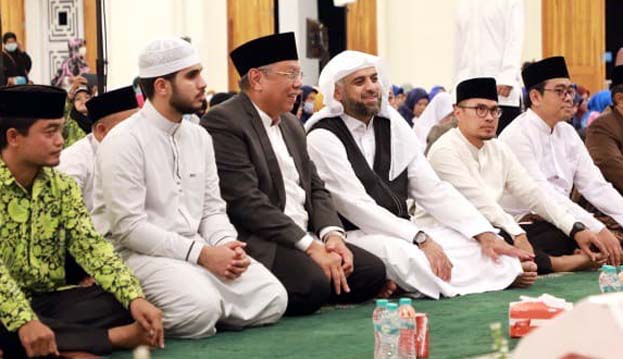 Memperingati Hari Jadi ke-14, Benyamin Gelar Tangsel Bersholawat