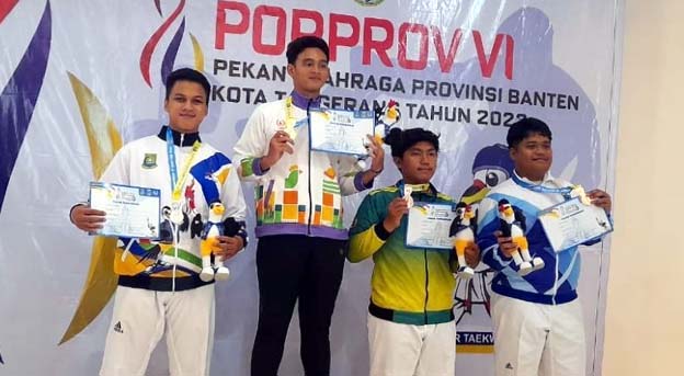 Anggota Polisi Polres Metro Juara 2 Cabor Taekwondo Porprov