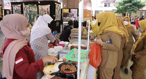 DKP Kenalkan Produk Tani Kota Tangerang Lewat Bazar KWT