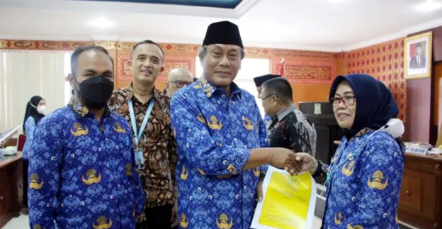 Wabup Pandji Apresiasi ASN Pemkab Serang yang Purna Tugas