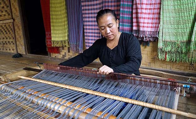 Permintaan Kain Tenun Badui Kembali Berangsur Mulai Meningkat