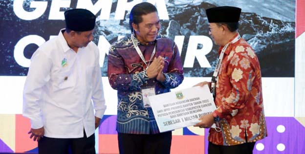 Pemprov Banten Berikan Bantuan Rp1 Miliar ke Pemkab Cianjur