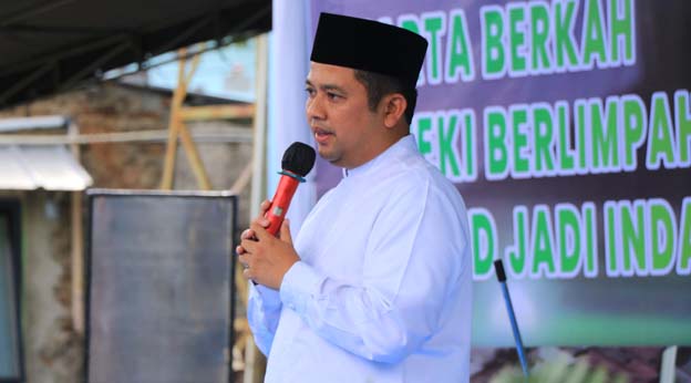 Arief Resmikan Pembangunan Masjid Jami Shirothol Mustaqiim