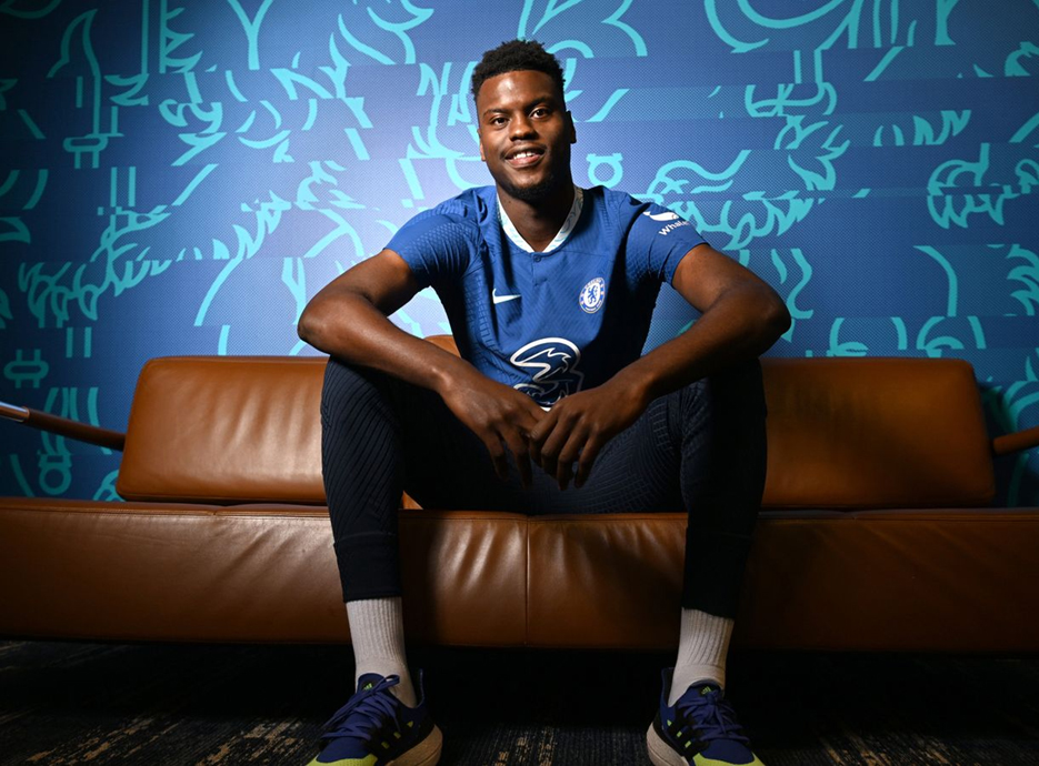 Chelsea Tenandatangani Benoit Badiashile Dalam Kesepakatan