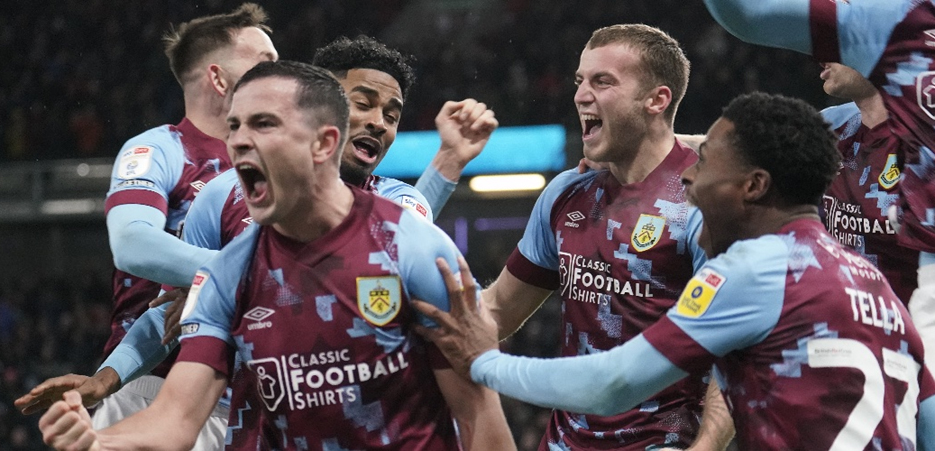Burnley 2-1 West Brom: Scott Twine Melengkapi Kemenangan Clarets