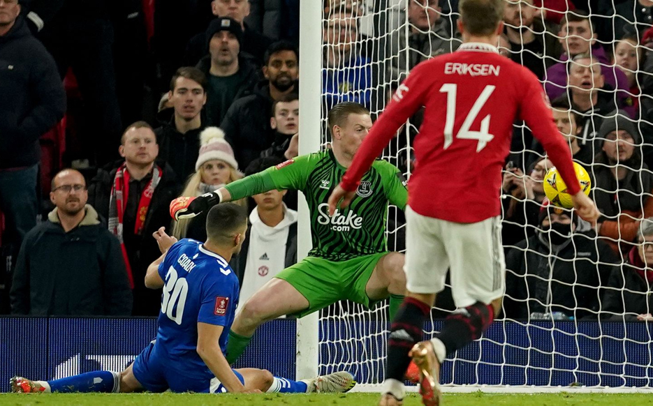Manchester United 3-1 Everton: Rashford Mencetak Gol Penutup