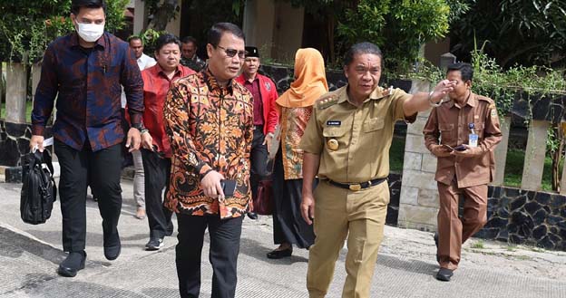 Pj Gubernur Banten Akan Optimalkan Peran Kepala Desa