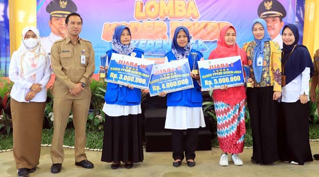 Dinas P3AP2KB Beri Apresiasi Kader dalam Lomba Keren Jasa