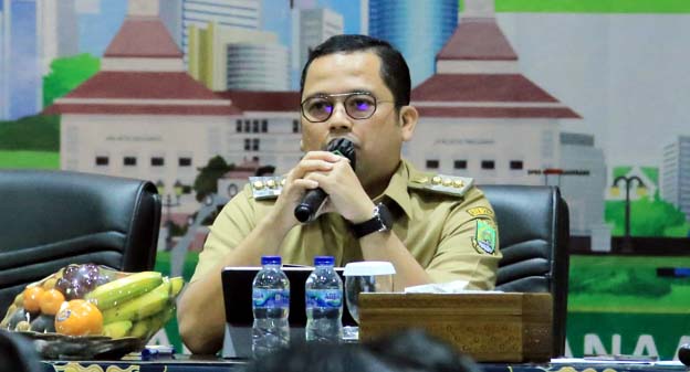 Arief Minta Jajaran Pemkot Beri Pelayanan Terbaik untuk Masyarakat