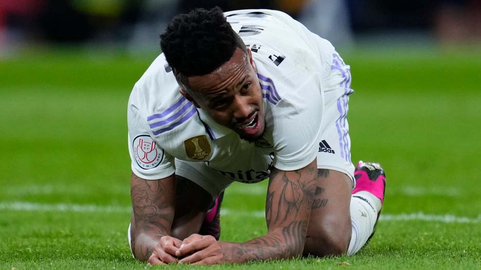 Real Madrid 0-1 Barcelona: Gol Bunuh Diri Militao Menangkan Barca
