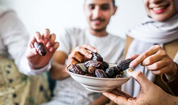 Menu Terbaik Berbuka Puasa, Ini 7 Manfaat Kurma Bagi Kesehatan