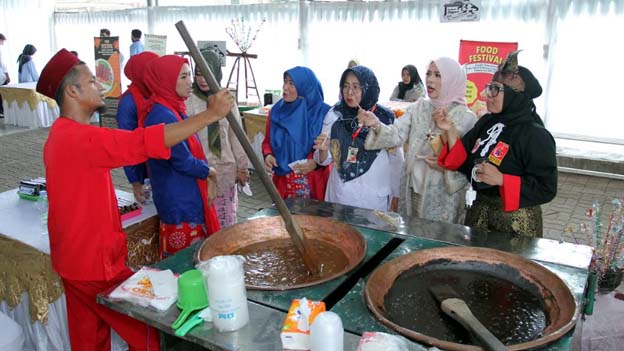 Drama Si Pitung Meriahkan Pengembangan Pribadi Muslim Al Azhar