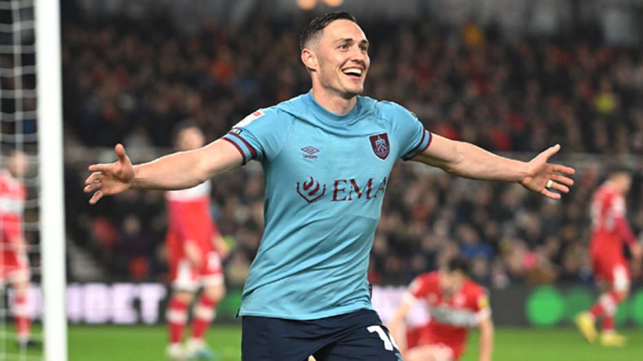 Middlesbrough 1-2 Burnley: The Clarets Amankan Tempat di Liga Premier