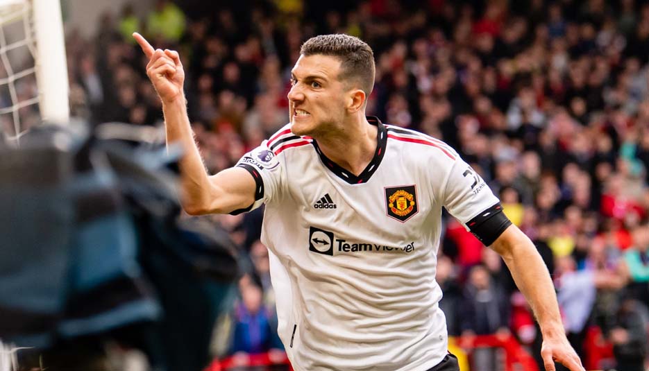 Nottingham Forest 0-2 Man Utd: MU Tempati Posisi Ketiga di Liga Premier