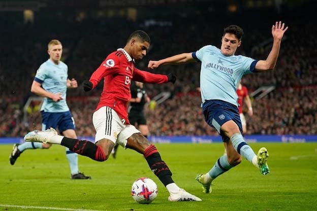 Man United 1-0 Brentford: Marcus Rashford Menginspirasi Kemenangan