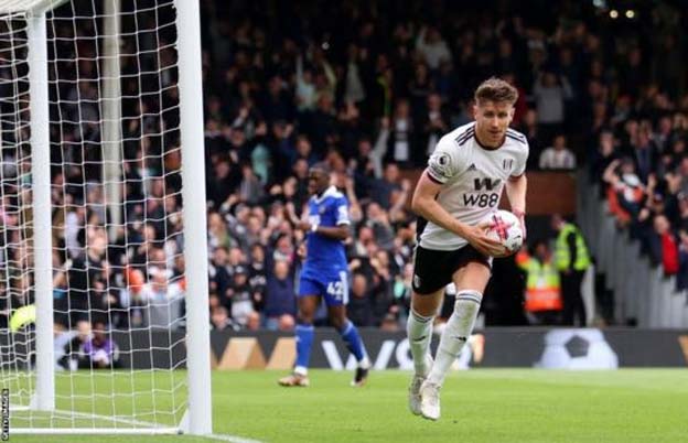 Fulham 5-3 Leicester: Willian dan Cairney Menginspirasi Kemenangan