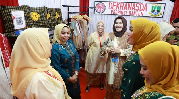 HUT Dekranas ke-43, Kerajinan Tangan Provinsi Banten Laris Terjual