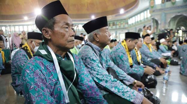 1.667 Jamaah Haji Kota Tangerang Resmi Diberangkatkan