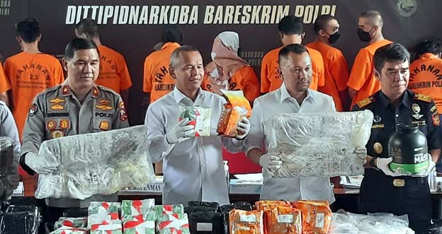 Bareskrim Tangkap 16 Tersangka Pengedar Narkoba, 75 Kg Sabu Disita