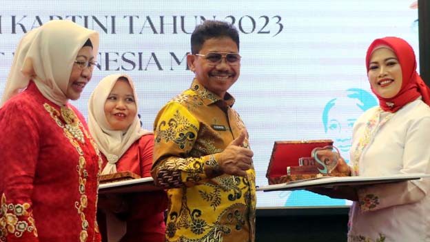 Ukir Prestasi, Sachrudin Apresiasi Tuminah Kartini Asal Gandasari