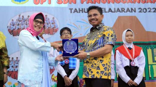 Pelepasan Siswa SD, Sachrudin: Kualitas Pendidikan Telah Merata