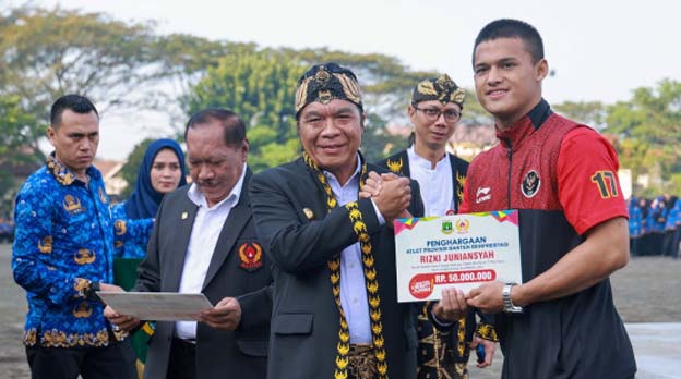 Al Muktabar Berikan Bonus Atlet Peraih Medali Sea Games 2023
