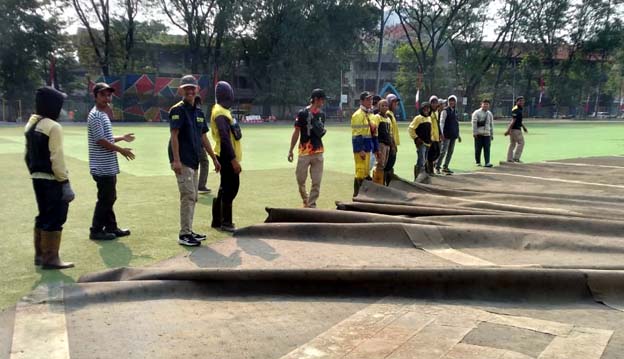 Jaga Kenyamanan, Pemkot Lakukan Perawatan Alun-Alun Kota Tangerang