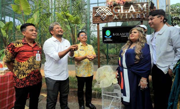 Sachrudin Resmikan Glam Aviary di Perumahan Banjar Wijaya