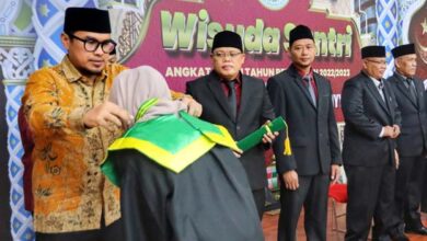 Wisuda Ponpes Al-Qur'aniyyah, Pilar: Tingkatkan Ilmu Keagamaan