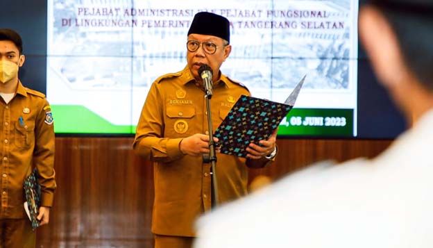Benyamin Lantik Ratusan Pejabat Administrasi dan Fungsional