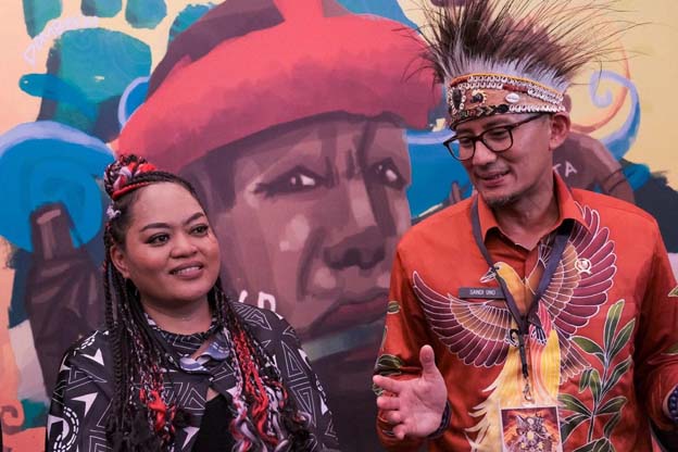 Fesyen Desainer Wujudkan Mimpi Melalui ‘Papua Street Carnival 2023’