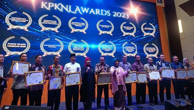 Prestasi Membanggakan, Pemkot Tangerang Raih Peringkat Dua Layanan Terbaik dari KPKNL Awards 2023