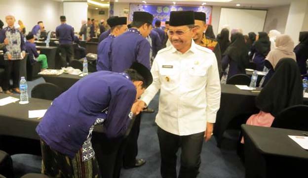 Sachrudin Lepas 130 Kafilah MTQ XX Tingkat Provinsi Banten