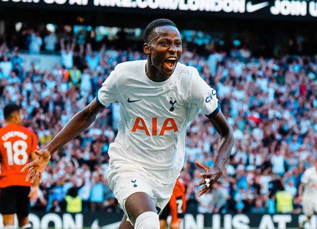 Tottenham 2-0 Man Utd: Spurs Amankan Kemenangan Kandang Liga Premier