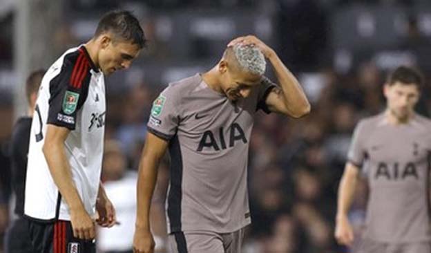 Fulham 1-1 Tottenham (Penalti 5-3): Spurs Tersingkir di Piala Carabao