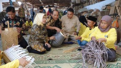 Program UMKM, Pemkab Serang Ajak 20 Perajin Bambu Belajar ke Jogja