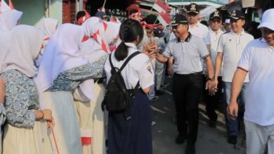 HUT Kemerdekaan RI ke-78, Sachrudin Lepas Gerak Jalan Pelajar