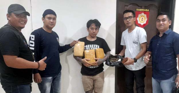 Polsek Neglasari Ungkap Peredaran 3,5 Kg Ganja di Apartemen Aeropolis