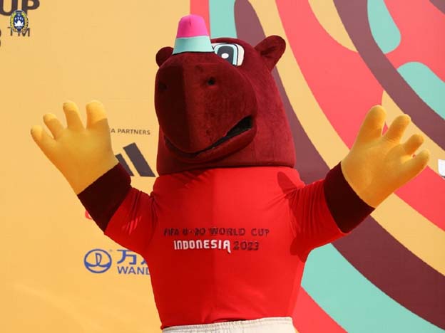 Al Muktabar Bangga Badak Bercula Satu Jadi Maskot Piala Dunia U-17