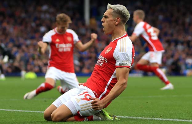 Leandro Trossard Memberi Arsenal Kemenangan 1-0 Atas Everton