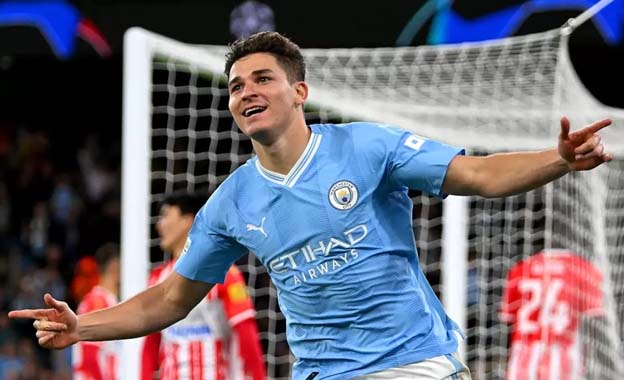 Alvarez Bawa Manchester City Mengalahkan Red Star Belgrade 3-1